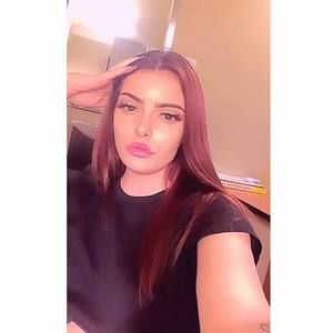 Meet your Posher, Abby